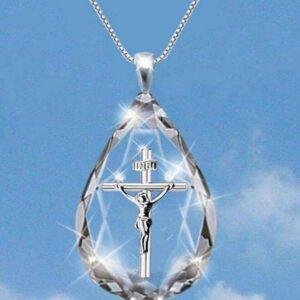 Religious Crystal Cross Jesus Necklace Heaven Stairs Pendant European and American Fashion Diamond Necklace